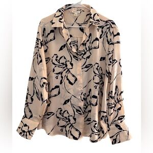 Chic Black Floral Long Sleeve Dress/ New without tag